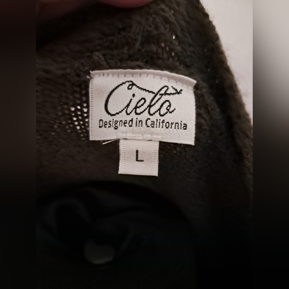 Cielo Women's Olive Green Oversized Open Front Knit Cardigan - Picture 6 of 7